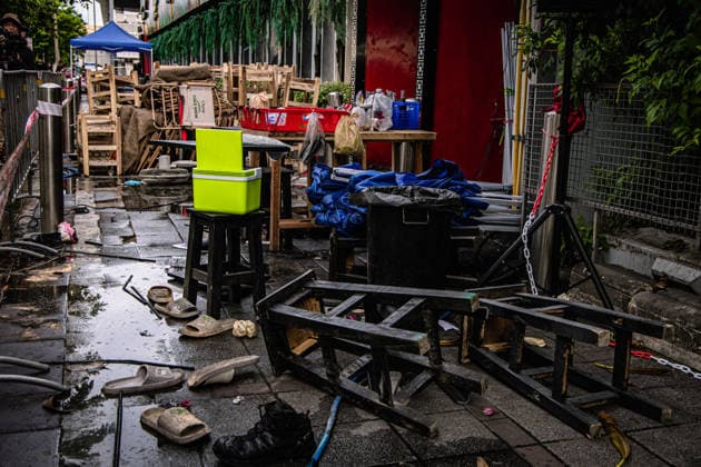Fire at Bangkok pub kills 27, leaves 22 in critical condition BANGKOK, THAILAND – JULY 13: A view of the damage at a pub following a deadly fire in Bangkok s Chatuchak district, Thailand, on July 13, 2026. At least 27 people were killed and 63 others injured, including 22 in critical condition, after a fire rapidly engulfed the crowded nightlife venue shortly before midnight. Authorities said most victims died from smoke inhalation, while the cause of the blaze remains under investigation. Wissarut Weerasopon Anadolu Bangkok Thailand. Editorial use only. Please get in touch for any other usage.  Copyright: x2026xAnadoluxWissarutxWeerasoponx