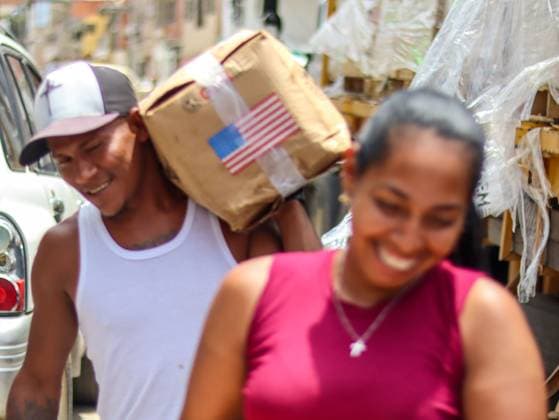 Aid organization distributes relief supplies in La Guaira LA GUAIRA, VENEZUELA JULY 13, 2026: Volunteers from Global Empowerment Mission (GEM) distribute non-perishable food, bottled water and essential relief supplies to residents of Naiguata parish in La Guaira state, Venezuela, following the recent earthquake that affected the region. Humanitarian assistance continues as communities recover from the disaster. La Guaira Venezuela (Bolivarian Republic of) Copyright: x xmarioxfloresx xJNAxPressx