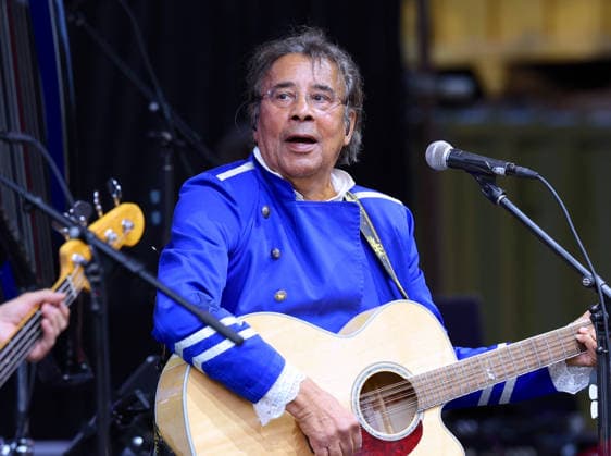 Laurent Voulzy Performing at Bastille Day Central Park - NYC French singer Laurent Voulzy is performing during Bastille Day in Central Park, New York on July 12, 2026. Photo by Charles Guerin ABACAPRESS.COM New York City NY United States  Copyright: xGuerinxCharles ABACAx