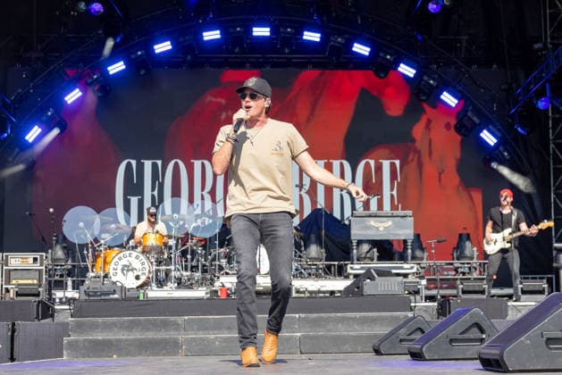 July 12, 2026, Chicago, Illinois, USA: Country musician GEORGE BIRGE during the WIndy City Smokeout Music Festival at United Center in Chicago, Illinois Chicago USA  - ZUMAs135 20260712_zap_s135_057 Copyright: xDanielxDeSloverx