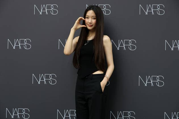 k-pop and film stars attend nars beauty pop-up in seoul, South Korea South Korean actress Moon Ga-young poses during a pop-up store event for NARS Insatiable Liquid Blush at Musinsa Megastore Seongsu in Seoul, South Korea, on July 13, 2026. Seoul South Korea  Copyright: xMatrixxImages JungxUi-Chelx