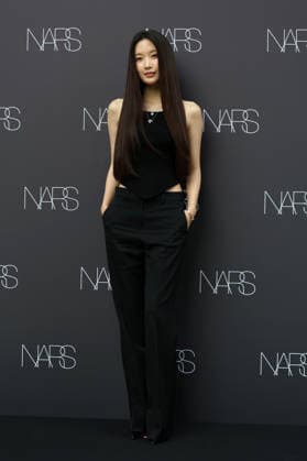 k-pop and film stars attend nars beauty pop-up in seoul, South Korea South Korean actress Moon Ga-young poses during a pop-up store event for NARS Insatiable Liquid Blush at Musinsa Megastore Seongsu in Seoul, South Korea, on July 13, 2026. Seoul South Korea  Copyright: xMatrixxImages JungxUi-Chelx