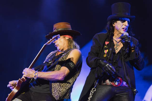 Music Concert - Alice Cooper Alice Cooper and Ryan Roxie performing live during Alice Cooper, Music Concert in Vicenza, Italy, July 13 2026 Vicenza Vicenza Italy Copyright: xTommasoxTadiellox xLiveMediax LPM_2564599