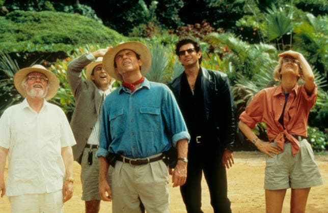 JURASSIC PARK (1993) RICHARD ATTENBOROUGH, MARTIN FERRERO, SAM NEILL, JEFF GOLDBLUM, LAURA DERN JUR 013 L RICHARD ATTENBOROUGH, MARTIN FERRERO, SAM NEILL, JEFF GOLDBLUM, LAURA DERN When: 01 Jan 1993 Credit: Cover Images **Editorial Use Only** EDITORIAL USE ONLY. NOT FOR USE BY NEWSPAPERS BASED IN THE UK. Copyright: xx coverimg29746526