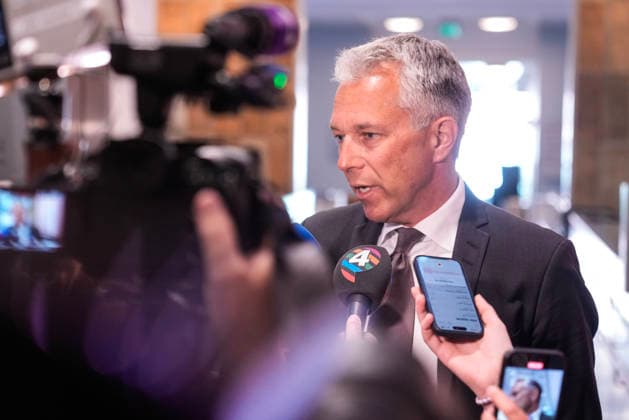 Fengslingsmote for Marius Borg Hoiby Oslo 20260713. Advokat Petar Sekulic ankommer Oslo tingrett for rettsmotet om videre varetekt for Marius Borg Hoiby mandag. Foto: Javad Parsa NTB Oslo Norge I44di8Wb6ko EDITORIAL USE ONLY Ref:_BNCI44di8Wb6ko.jpg *** Detention Hearing for Marius Borg Hoiby, Oslo, July 13, 2026. Attorney Petar Sekulic arrives at Oslo District Court for the hearing on the continued detention of Marius Borg Hoiby on Monday. Photo: Javad Parsa, NTB, Oslo, Norway. I44di8Wb6ko EDITORFOR EDITORIAL USE ONLY Ref BNCI44di8Wb6ko jpg  Copyright: xJavadxParsax xNTBx