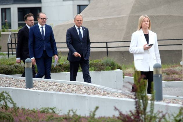 RECORD DATE NOT STATED Warszawa CNK 13.07.2026 Ogloszenie przez Donalda Tuska siedziby Centrum Europejskiej Agencji Kosmicznej w Polsce Warsaw, Copernicus Science Centre, July 13, 2026: Announcement by Donald Tusk regarding the location of the European Space Agency centre in Poland N Z Andrzej Domanski, Josef Aschbacher, Donald Tusk FOT.TEDI NEWSPIX.PL NEWSPIX.PL --- newspix.pl 