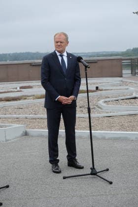 RECORD DATE NOT STATED Warszawa CNK 13.07.2026 Ogloszenie przez Donalda Tuska siedziby Centrum Europejskiej Agencji Kosmicznej w Polsce Warsaw, Copernicus Science Centre, July 13, 2026: Announcement by Donald Tusk regarding the location of the European Space Agency centre in Poland N Z Donald Tusk FOT.TEDI NEWSPIX.PL NEWSPIX.PL --- newspix.pl 