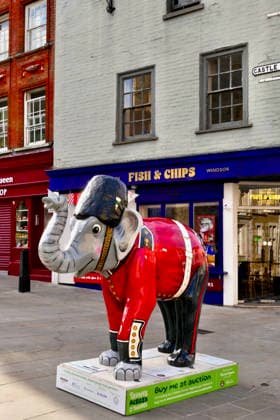 Trunks Across The Thames Stomp To Attention the tribute to the Welsh Guards by Donna Newman. Trunks across the Thames is Thames Hospice™s very first art trail which will see businesses, schools, community groups and artists unite to create a free, fun, family-friendly trail of discovery for the local community to explore and enjoy. The majestic herd will be marching between 13th July to 13th September 2026! The herd of individually designed magnificent elephant sculptures will bring vibrancy, colour and creative artistry, transforming the streets, parks and open spaces of Slough, Eton and Windsor into a glorious open-air gallery., Credit:Geoffrey Swaine Geoff Swaine - B4563 Avalon UK, Berkshire, Windsor  Copyright: xGeoffreyxSwainex xGeoffxSwainex-xB4563x xAvalonx 1116315480