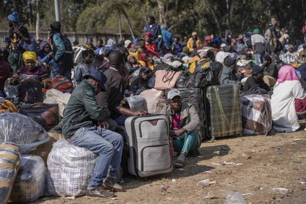 Malawians seek repatriation amid rising anti-immigrant tensions in South Africa JOHANNESBURG, SOUTH AFRICA - JULY 13: Malawian nationals wait outside the Malawian Consulate to seek repatriation amid growing fears following a surge in anti-immigrant protests and attacks in Johannesburg, South Africa, on July 13, 2026. Ihsaan Haffejee Anadolu Johannesburg Gauteng. Editorial use only. Please get in touch for any other usage.  Copyright: x2026xAnadoluxIhsaanxHaffejeex