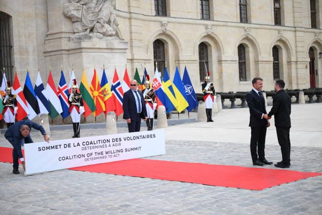 President Macron Welcomes European Leaders At The Coalition Of The Willing Summit - Paris French President Emmanuel Macron welcomes Ukrainian President, Volodymyr Zelenskyy ahead the Coalition Of The Willing Summit in Paris, France on July 13, 2026. Photo by Eliot Blondet ABACAPRESS.COM Paris France  Copyright: xBlondetxEliot ABACAx