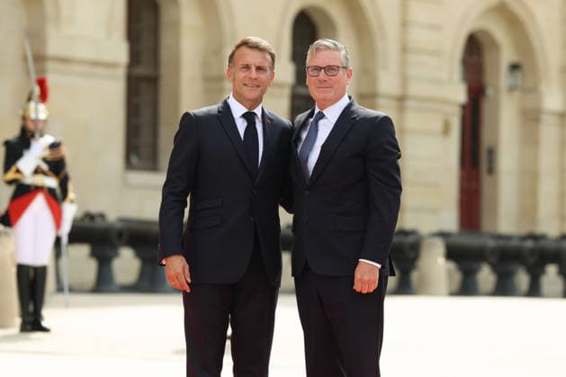 Coalition of the Willing meeting in Paris 13 07 2026. Paris, France. Prime Minister Keir Starmer is met by Emmanuel Macron, President of France as he attends Coalition of the Willing meeting in Paris., Credit:Ben Perry B66 Avalon France, Greater London, Paris, 10 Downing Street  Copyright: xBenxPerryx xB66x xAvalonx 1116359699