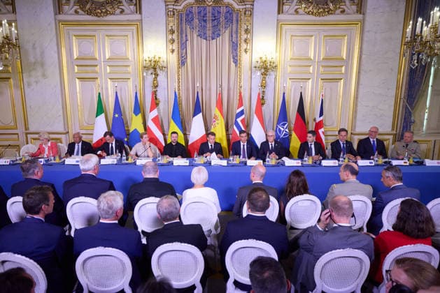 RECORD DATE NOT STATED Zelenskyy visits Paris for the Integrated Anti-Ballistic Missile Coalition meeting and the summit of the Coalition of the Willing President of Ukraine Volodymyr Zelenskyy visits Paris to attend the Integrated Anti-Ballistic Missile Coalition meeting and the summit of the Coalition of the Willing, Credit:Office of the President of Ukraine B66 Avalon Paris, France  Copyright: xOfficexofxthexPresidentxofxUkrainex xB66x xAvalonx 1116360461