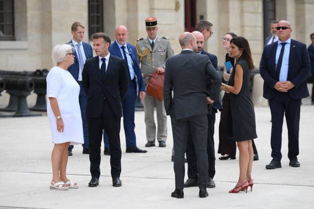 Emmanuel Macron, President of the French Republic, welcomes European leaders to the Coalition of the Willing Summit at the Hôtel des Invalides on July 13, 2026. Eliot Blondet, Pool, Abaca. Catherine Vautrin, French Minister of the Armed Forces and Veterans Affairs; Jean Noel Barrot, French Minister for Europe and Foreign Affairs, Jean-Noël Barrot, and French President Emmanuel Macron ahead of the Coalition of the Willing Summit in Paris, France, on July 13, 2026. Photo by Eliot Blondet, ABACAPRESS.COM, Paris, France  Copyright: xEliotxBlondetx xPoolx xBestimagexEliotxBlondetx xPoolx xBestimagex