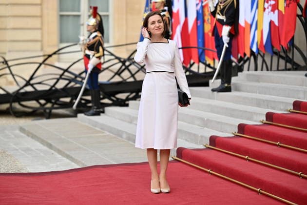 Coalition of the Willing Leaders Summit on Ukraine PARIS, FRANCE - JULY 13: Moldovan President Maia Sandu arrives for a dinner of the Coalition of the Willing on Ukraine at The Elysee Presidential Palace in Paris, France, on July 13, 2026. Mustafa Yalcin Anadolu Paris France. Editorial use only. Please get in touch for any other usage.  Copyright: x2026xAnadoluxMustafaxYalcinx