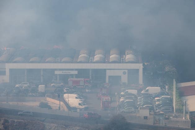 Wildfire erupts near Campi Flegrei volcanic area in Italy POZZUOLI, ITALY - JULY 13: A big wildfire is seen in the Pisciarelli area located on the outer edge of the Solfatara volcanic crater in the Campi Flegrei (Phlegraean Fields) volcanic region in Pozzuoli on July 13, 2026. The fire broke out in the undergrowth and quickly spread to several car dealerships, causing fuel tanks and tyres to explode. Eliano Imperato Anadolu Pozzuoli Italy. Editorial use only. Please get in touch for any other usage.  Copyright: x2026xAnadoluxElianoxImperatox