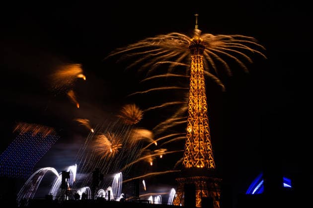 NEWS: Illustration du feu d™artifice de la tour Eiffel lors de la fÃªte naionale 2026 - 13 07 2026 Illustration du feu d™artifice ParisFrance  Copyright: xBaptistexAutissierx