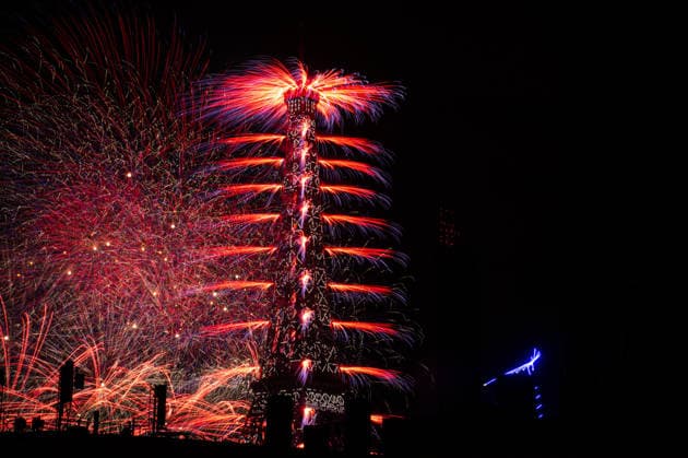 NEWS: Illustration du feu d™artifice de la tour Eiffel lors de la fÃªte naionale 2026 - 13 07 2026 Illustration du feu d™artifice ParisFrance  Copyright: xBaptistexAutissierx