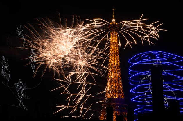 NEWS: Illustration du feu d™artifice de la tour Eiffel lors de la fÃªte naionale 2026 - 13 07 2026 Illustration du feu d™artifice ParisFrance  Copyright: xBaptistexAutissierx