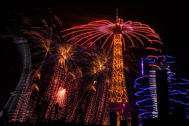 NEWS: Illustration du feu d™artifice de la tour Eiffel lors de la fÃªte naionale 2026 - 13 07 2026 Illustration du feu d™artifice ParisFrance  Copyright: xBaptistexAutissierx
