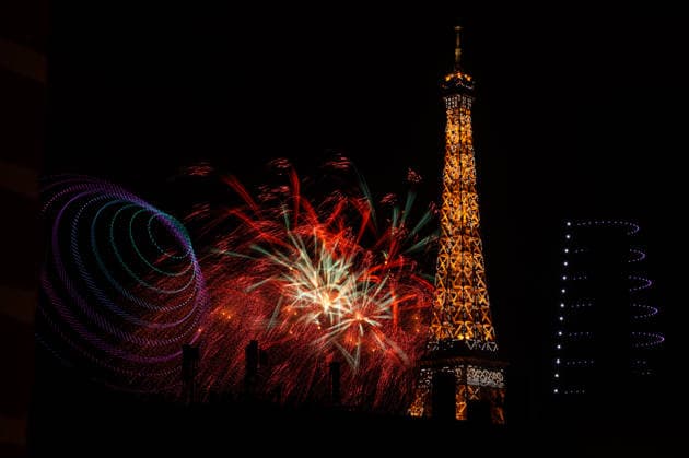 NEWS: Illustration du feu d™artifice de la tour Eiffel lors de la fÃªte naionale 2026 - 13 07 2026 Illustration du feu d™artifice ParisFrance  Copyright: xBaptistexAutissierx