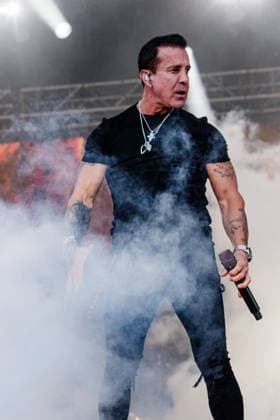 Creed Closes out Rockin Thunder Edmonton in True Rock Style in Canada - 12 Jul 2026 Scott Stapp, Lead singer for Creed performs at Rockin Thunder in Edmonton. Edmonton Canada Copyright: xRonxPalmerx xSOPAxImagesx 2026_07_12Creed850112