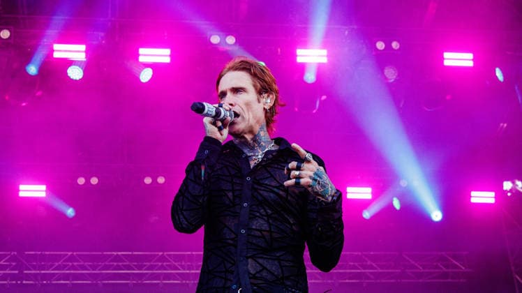 California Based Buck Cherry rocks the Rockin Thunder Edmonton stage - 12 Jul 2026 Josh Todd from California hard rock band Buck Cherry performs at Rockin Thunder in Edmonton. Edmonton Canada Copyright: xRonxPalmerx xSOPAxImagesx 2026_07_12BuckCherry851340