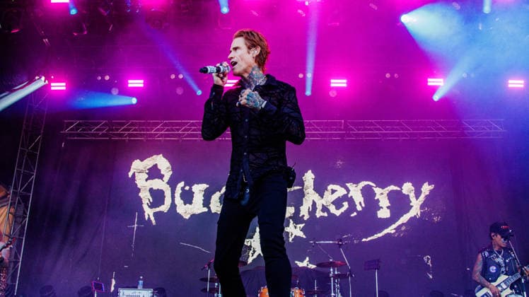 California Based Buck Cherry rocks the Rockin Thunder Edmonton stage - 12 Jul 2026 Josh Todd from California hard rock band Buck Cherry performs at Rockin Thunder in Edmonton. Edmonton Canada Copyright: xRonxPalmerx xSOPAxImagesx 2026_07_12BuckCherry851346