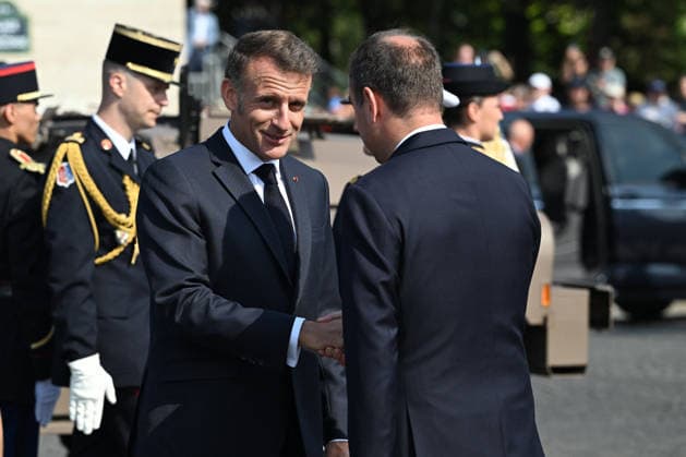 President Emmanuel Macron, Brigitte Macron, and officials at the July 14 military ceremony in Paris Jeanne Accorsini Pool Bestimage French Prime Minister Sébastien Lecornu welcomes French President Emmanuel Macron upon his arrival for the annual Bastille Day military parade at the Place de la Concorde in Paris, France, on July 14, 2026 ACCORSINIJEANNE accorsini0141 Credit Jeanne Accorsini SIPA 2607141140 Paris France  Copyright: xJeannexAccorsinix xPoolx xBestimagexJeannexAccorsinix xPoolx xBestimagex