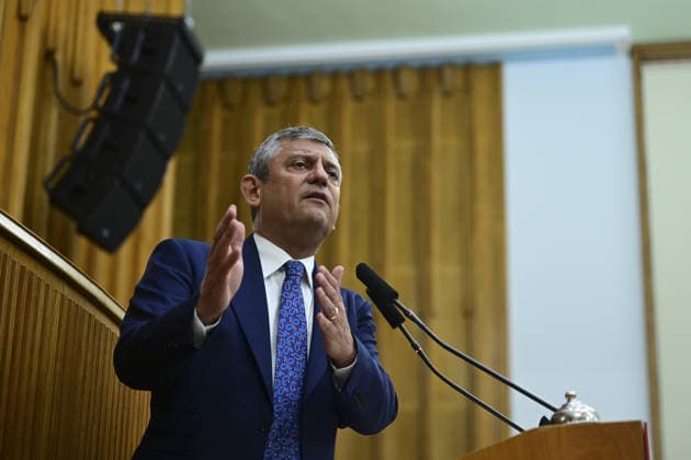 CHP Group Meeting ANKARA, TURKIYE – JULY 14: Chairman of the Republican People s Party (CHP) Ozgur Ozel delivers a speech as he attends his party s parliamentary group meeting at the Grand National Assembly of Turkiye in Ankara, Turkiye, on July 14, 2026. Mehmet Futsi Anadolu Ankara Turkey. Editorial use only. Please get in touch for any other usage.  Copyright: x2026xAnadoluxMehmetxFutsix