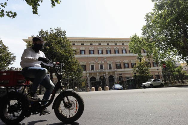 Talks between Israeli and Lebanon officials in Rome ROME, ITALY - JULY 14: An exterior view of the U.S. Embassy where Lebanon and Israel are holding the sixth round of their negotiations in Rome, Italy, on July 14, 2026. Beirut is seeking progress towards securing an Israeli withdrawal from southern Lebanon under a U.S.-brokered deal. Riccardo De Luca Anadolu Rome Italy. Editorial use only. Please get in touch for any other usage.  Copyright: x2026xAnadoluxRiccardoxDexLucax