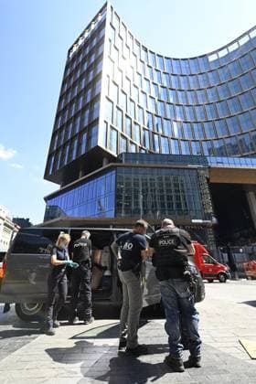 Fire in the OXY building on Place De Brouckère BRUSSELS, BELGIUM - JULY 14 : Fire in the OXY building on Place De Brouckère (several dead and missing) on July 14, 2026 in Brussels, Belgium, 14 07 2026 Brussels Belgium  Copyright: xDidierxLebrunx