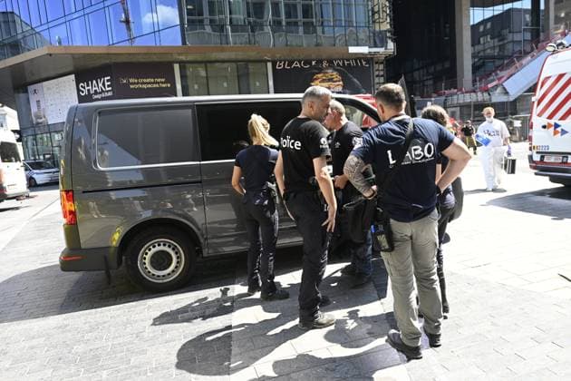 Fire in the OXY building on Place De Brouckère BRUSSELS, BELGIUM - JULY 14 : Fire in the OXY building on Place De Brouckère (several dead and missing) on July 14, 2026 in Brussels, Belgium, 14 07 2026 Brussels Belgium  Copyright: xDidierxLebrunx