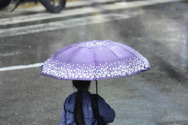 Monsoon Incessant Rain Continues A pedestrian walks with an umbrella during incessant monsoon rainfall in Kirtipur, Kathmandu, Nepal, on July 14, 2026. Kathmandu NP Nepal  Copyright: xNarayanxMaharjanx originalFilename: maharjan-monsooni260714_npvAH.jpg