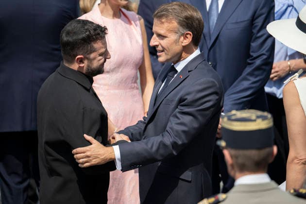 Bastille Day Parade - Place de la Concorde - Paris Volodymyr Zelensky and French President Emmanuel Macron during the annual Bastille Day military parade on the Champs-Elysees Avenue in Paris on July 14, 2026. Photo by Eliot Blondet ABACAPRESS.COM Paris France France  Copyright: xBlondetxEliot ABACAx