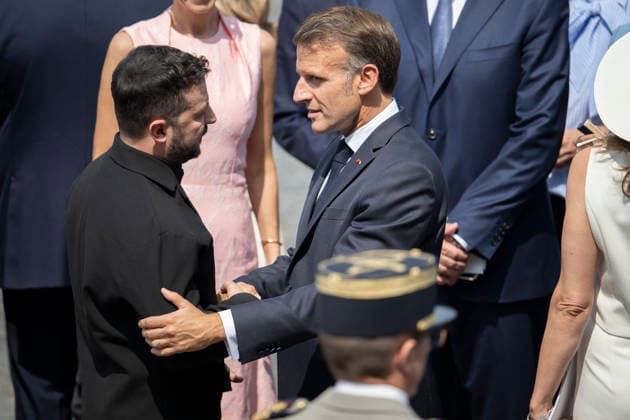 Bastille Day Parade - Place de la Concorde - Paris Volodymyr Zelensky and French President Emmanuel Macron during the annual Bastille Day military parade on the Champs-Elysees Avenue in Paris on July 14, 2026. Photo by Eliot Blondet ABACAPRESS.COM Paris France France  Copyright: xBlondetxEliot ABACAx