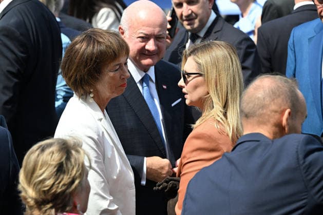 President Emmanuel Macron, his wife Brigitte Macron, and officials at the July 14, 2026, military ceremony. Jeanne Accorsini, Pool Bestimage. France’s President Emmanuel Macron, his wife Brigitte Macron, and heads of state and government of the Coalition of the Willing depart at the end of the annual Bastille Day military parade on the Place de la Concorde in Paris, France, July 14, 2026 ACCORSINIJEANNE accorsini0465 Credit Jeanne Accorsini SIPA 2607141451 Paris, France  Copyright: xJeannexAccorsinix xPoolx xBestimagexJeannexAccorsinix xPoolx xBestimagex