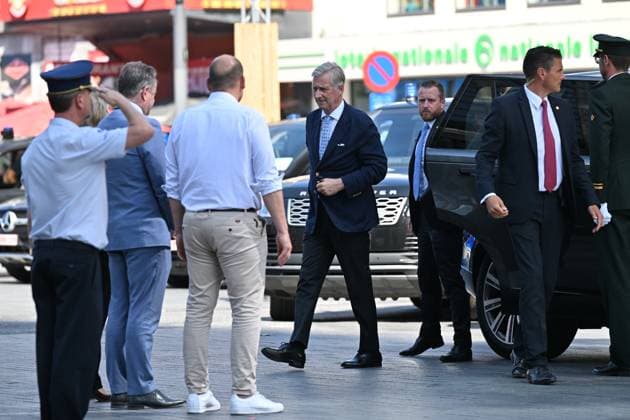 Prime Minister Bart de Wever, Bruxelles-Brussel mayor Philippe Close and King Philippe - Filip of Belgium pictured at the scene of a fire at the OXY building at place De Brouckere, in Brussels, Tuesday 14 July 2026s. The Brussels Labour Inspectorate confirms several bodies were found in the lift shafts, 6 people are still missing. The fire broke out on the second floor of the building that is currently being renovated.  EMILExWINDAL 181130328