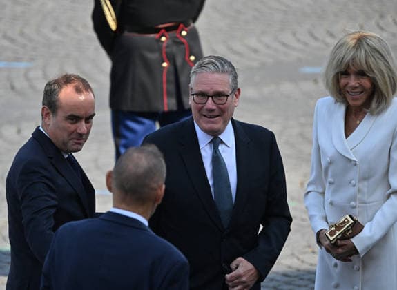 Keir Starmer, Prime Minister of the United Kingdom; Sébastien Lecornu, Prime Minister; Brigitte Macron; President Emmanuel Macron and officials during the July 14 military ceremony in Paris. Liewig Jacovides Bestimage President Emmanuel Macron and officials during the military ceremony on July 14 in Paris, France  Copyright: xJacovidesx xLiewigx xBestimagexJacovidesx xLiewigx xBestimagex