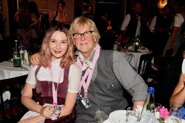 Julia Gruber Schauspielerin Martin Krug Filmproduzent Autor Medienmanager Muenchen 14.07.2026 Silbersaal des Deutschen Theater Vorstellung der diesjaehrigen Wiesn-Barbara Meier praesentiert ihre nachhaltige Dirndl Kollektion - Angermaier X Greenline by Barbara Meier. Foto Muenchen *** Julia Gruber, actress; Martin Krug, film producer, author, media manager; Munich, July 14, 2026; Silbersaal at the Deutsches Theater; presentation of this year’s Oktoberfest; Barbara Meier presents her sustainable dirndl collection, Angermaier X Greenline by Barbara Meier; photo: Munich