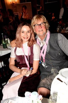 Julia Gruber Schauspielerin Martin Krug Filmproduzent Autor Medienmanager Muenchen 14.07.2026 Silbersaal des Deutschen Theater Vorstellung der diesjaehrigen Wiesn-Barbara Meier praesentiert ihre nachhaltige Dirndl Kollektion - Angermaier X Greenline by Barbara Meier. Foto Muenchen *** Julia Gruber, actress; Martin Krug, film producer, author, media manager; Munich, July 14, 2026; Silbersaal at the Deutsches Theater; presentation of this year’s Oktoberfest; Barbara Meier presents her sustainable dirndl collection, Angermaier X Greenline by Barbara Meier; photo: Munich