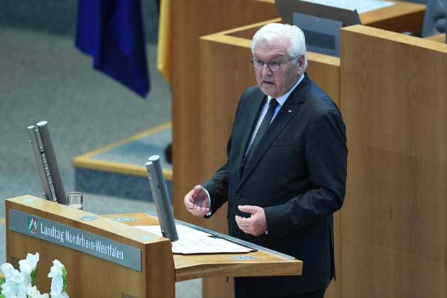 Gedenkstunde Hochwasserkatastrophe am 14.07.2026 im Landtag Nordrhein-Westfalen in Düsseldorf Frank-Walter Steinmeier ( Bundespräsident ) während der Gedenkstunde im Landtag Nordrhein-Westfalen. *** Memorial service for the flood disaster on July 14, 2026, at the State Parliament of North Rhine-Westphalia in Düsseldorf; Frank-Walter Steinmeier, Federal President, during the memorial service at the State Parliament of North Rhine-Westphalia xRx