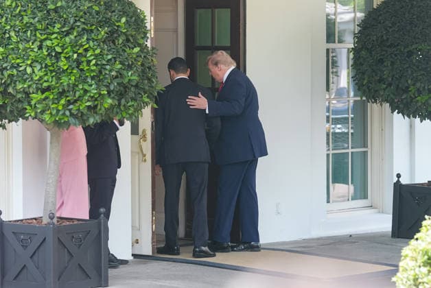 US President Trump welcomes Iraqi Prime Minister Ali al-Zaidi at the White House WASHINGTON DC, UNITED STATES - JULY 14: US President Donald Trump (R) welcomes Iraqi Prime Minister Ali al-Zaidi (L) upon his arrival at the White House in Washington, D.C., United States, on July 14, 2026. The two leaders are expected to hold talks on bilateral relations and regional developments. Mehmet Eser Anadolu Washington DC United States. Editorial use only. Please get in touch for any other usage.  Copyright: x2026xAnadoluxMehmetxEserx