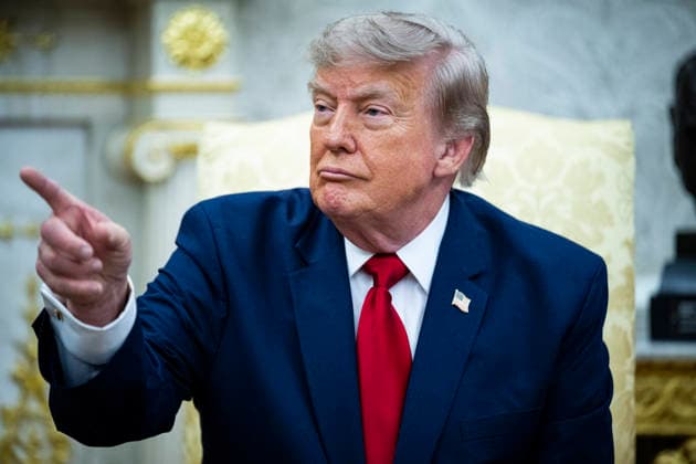 US President Donald Trump meets with Iraqi PM Ali al-Zaidi at the White House US President Donald Trump speaks with Iraqi Prime Minister Ali al-Zaidi (not pictured) during their meeting in the Oval Office of the White House in Washington, DC, USA, 14 July 2026. This is Ali al-Zaidi s first foreign trip since he took office in May 2026. WASHINGTON DC United States  Copyright: xPool ABACAx