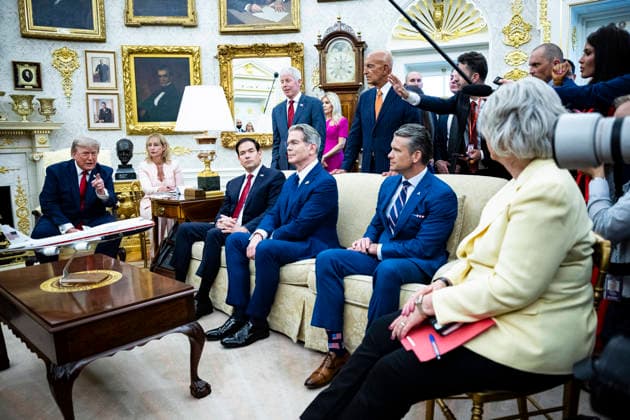 US President Donald Trump meets with Iraqi PM Ali al-Zaidi at the White House US President Donald Trump (L), US Secretary of State Marco Rubio (2L), US Secretary of Energy Chris Wright (3L), US Secretary of the Treasury Scott Bessent (C), US Secretary of Defense Pete Hegseth (2R), and White House Chief of Staff Susie Wiles (R) during a meeting with Iraqi Prime Minister Ali al-Zaidi (not pictured) in the Oval Office with of the White House in Washington, DC, USA, 14 July 2026. This is Ali al-Zaidi’s first foreign trip since he took office in May 2026. WASHINGTON DC United States  Copyright: xPool ABACAx