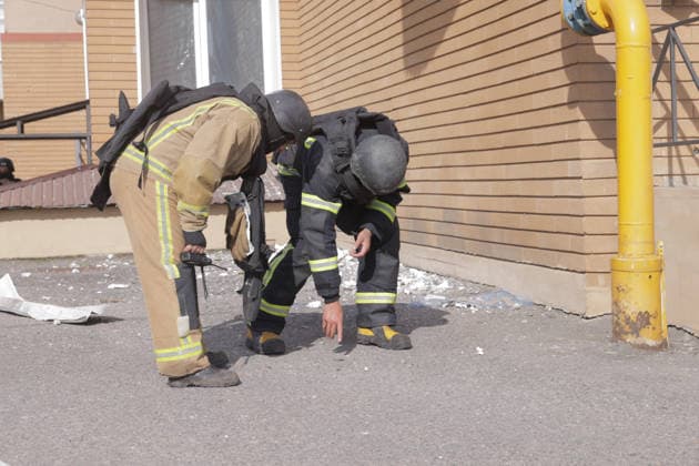 Resident Building After Russian Drone Strike - Kharkiv A resident building in the Shevchenkivskyi district is seen after a Russian drone hit a window of a high-rise building in Kharkiv, Ukraine on July 14 2026 injuring one person, according to Oleg Synegubov, head of the Kharkiv OVA. Medics are providing necessary assistance. Photo by Yevhen Titov ABACAPRESS.COM Kharkiv Ukraine  Copyright: xTitovxYevhen ABACAx