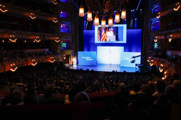 2026 Princess of Girona Awards Ceremony Presided Over by the Royal Family at the Gran Teatro del Liceu in Barcelona Princess Leonor speaks during the solemn 2026 Princess of Girona Awards Ceremony, on July 14, 2026, in Barcelona, Catalonia, Spain. The iconic Gran Teatro del Liceu hosts this prominent institutional event presided over by Their Majesties the King and Queen, Princess Leonor, and Infanta Sofía, with the aim of recognizing the talent, innovation, and social commitment of the young award recipients. JULY 14, 2026 Kike Rincó Barcelona Catalonia Barcelona Catalonia Spain  Copyright: xKikexRinconx 7664691