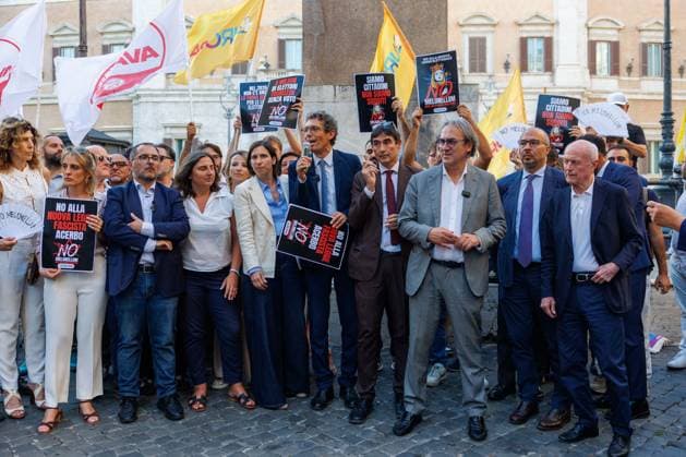 July 14, 2026, Rome, Roma, Italy: Opposition leaders participate in the sit-in oo¡ooeÃ¢oeoÂ¤Ã¢oeÃ¢¢˜The Night of Democracyoo¡ooeÃ¢oeoÂ¤Ã¢oeÃ¢¢˜ against the reform of the electoral law in the photo Elly Schlein, Angelo Bonelli, Giuseppe Conte, Nicola Fratoianni Riccardo Magi Rome, 14 07 26 Rome Italy  - ZUMAa289 20260714_zia_a289_168 Copyright: xFrancescoxFotiax xAgfx