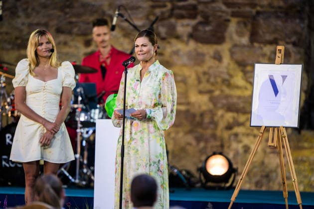 260714 Pristagaren Frida Karlsson och kronprinsessan Victoria under utdelningen av Victoriapriset den 14 juli 2026 i Borgholm. *** July 14, 2026: Award recipient Frida Karlsson and Crown Princess Victoria during the Victoria Prize ceremony on July 14, 2026, in Borgholm  Copyright: SUVADxMRKONJIC 1079982814st
