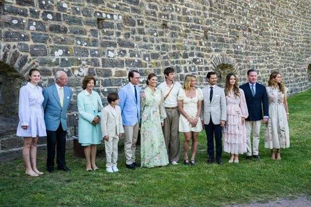 260714 Kungafamiljen och Pristagaren Frida Karlsson under utdelningen av Victoriapriset den 14 juli 2026 i Borgholm. *** July 14, 2026: The Royal Family and Victoria Prize winner Frida Karlsson at the Victoria Prize award ceremony on July 14, 2026, in Borgholm  Copyright: SUVADxMRKONJIC 1079984150st
