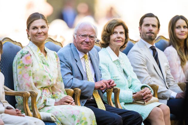 260714 Kronprinsessan Victoria, kung Carl Gustaf och drottning Silvia under utdelningen av Victoriapriset den 14 juli 2026 i Borgholm. *** July 14, 2026: Crown Princess Victoria, King Carl Gustaf, and Queen Silvia at the Victoria Prize award ceremony on July 14, 2026, in Borgholm  Copyright: SUVADxMRKONJIC 1079984252st